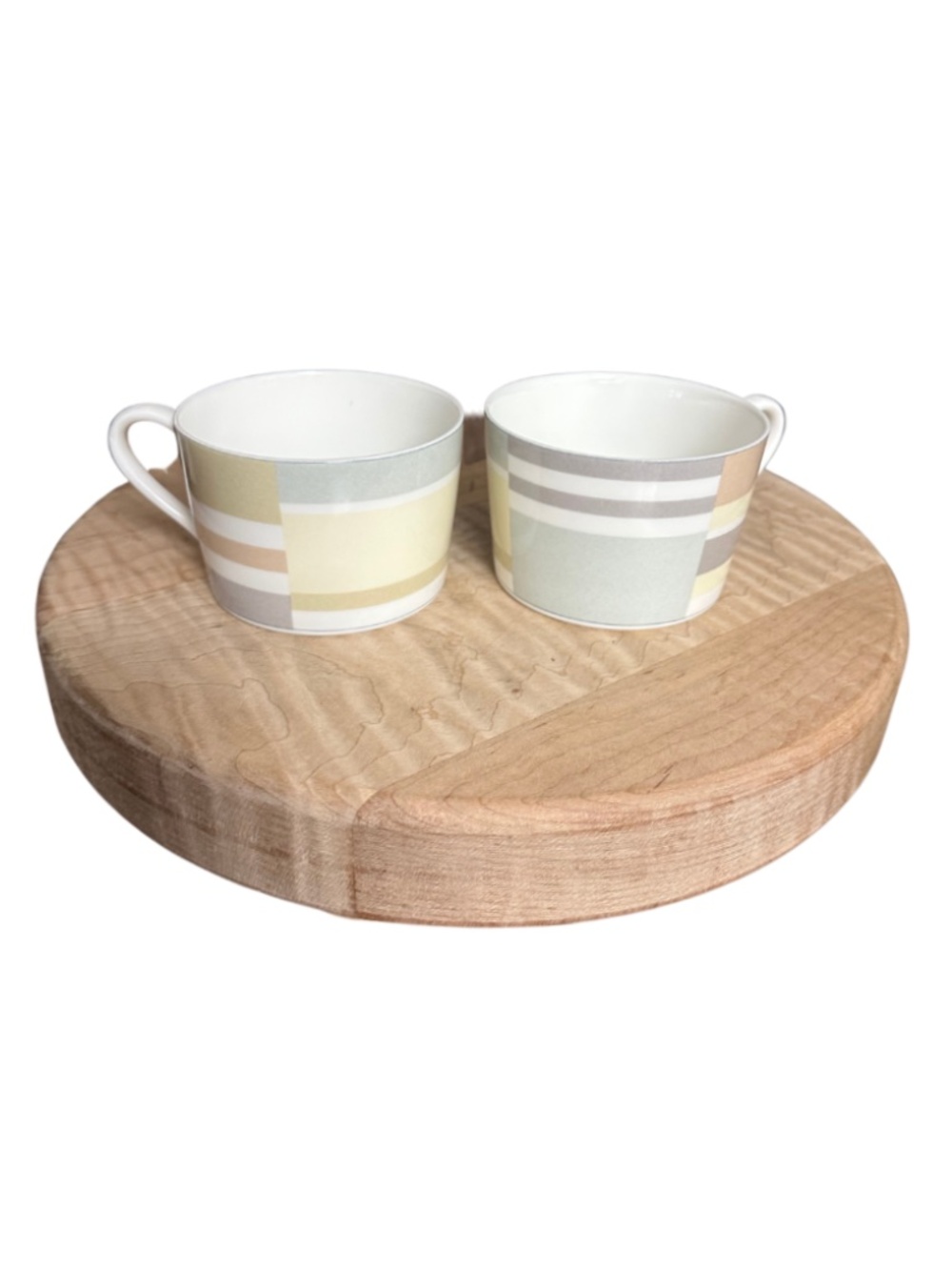 Mikasa Ultima Roulette HK258 Fine China Coffee Cups Set of 2